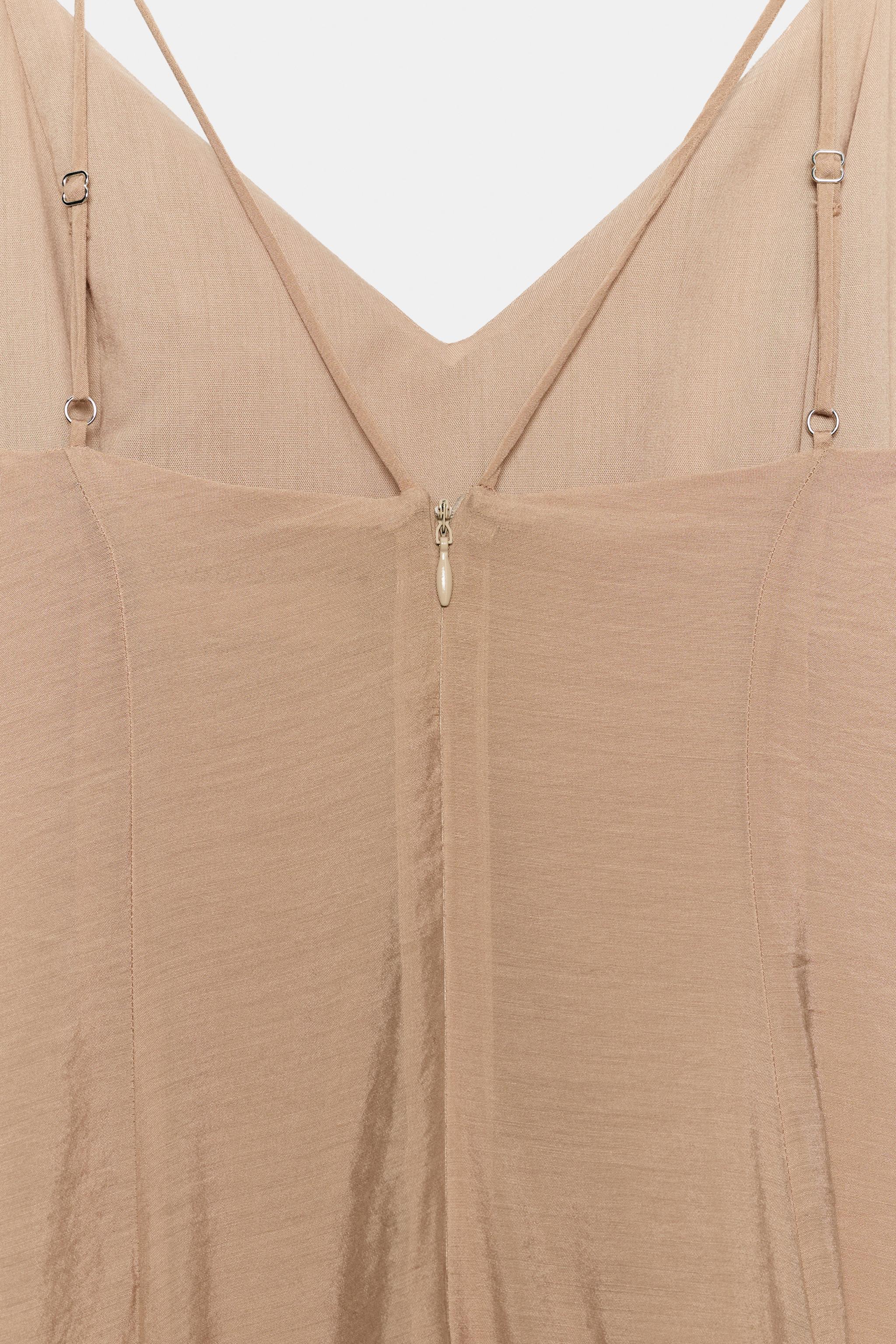FLOWY STRAPPY MIDI DRESS